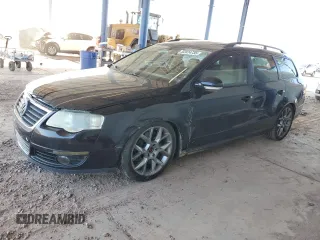 2008 Volkswagen Passat VR6 with VIN WVWRU73C18E228520, listed as a Copart auction lot 52024735 with 170,798 mi miles and Salvage title. Bid and sale history available at DreamBid. Image 1.