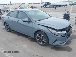 2023 Hyundai Elantra SEL с VIN KMHLS4AG4PU437055, выставлен на аукционе IAAI как лот 42490110 с пробегом 12 843 миль миль и . История ставок и продаж доступна на DreamBid. Изображение 1.
