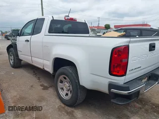 2021 Chevrolet Colorado 2WD Work Truck z VIN 1GCHSBEA6M1105491, wystawiony jako IAAI lot #42273668 z przebiegiem 43 024 mil mil oraz . Historia ofert i sprzedaży dostępna na DreamBid. Obrazek 3.