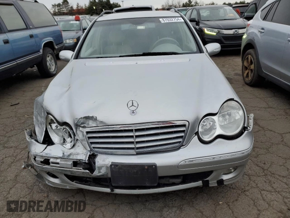 2005 Mercedes-Benz C 240 with VIN WDBRH81J55F654419, listed as a Copart auction lot 87032754 with Not provided miles and Salvage title. Bid and sale history available at DreamBid. Image 5.