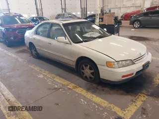 1994 Honda Accord EX with VIN JHMCD5654RC081998, listed as a IAAI auction lot 42052781 with 148,095 mi miles and . Bid and sale history available at carsss.com. Image 1.