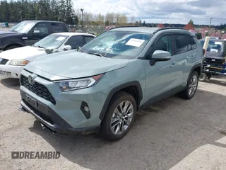 2019 Toyota RAV4 XLE Premium with VIN 2T3A1RFV7KW076483, listed as a IAAI auction lot 41945570 with 9,334 mi miles. Bid and sale history available at carsss.com. Image 17.