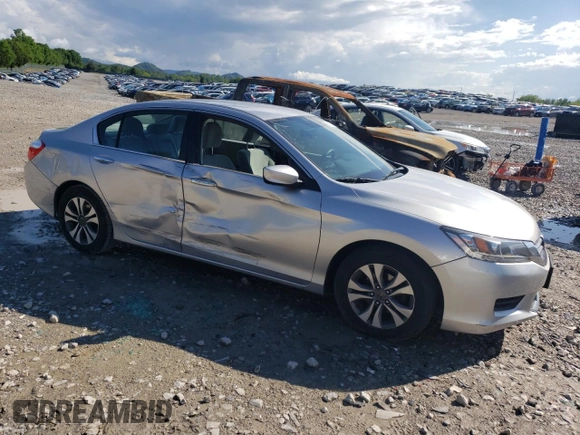 2013 Honda Accord LX z VIN 1HGCR2F39DA264948, wystawiony jako Copart lot #56367715 z przebiegiem 137 106 mil mil oraz Szkoda całkowita • Salvage title. Historia ofert i sprzedaży dostępna na DreamBid. Obrazek 4.