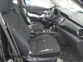 2025 Nissan Kicks SV с VIN 3N1CP5CV4SL472689, выставлен на аукционе Copart как лот 52130535 с пробегом 966 миль миль и Списание • Salvage title. История ставок и продаж доступна на DreamBid. Изображение 7.
