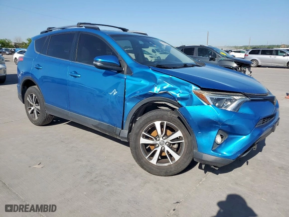 2018 Toyota RAV4 XLE with VIN JTMWFREV8JJ746886, listed as a Copart auction lot 51998765 with 73,631 mi miles and Salvage Title. Bid and sale history available at carsss.com. Image 4.