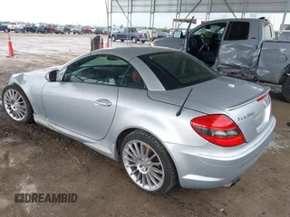 2010 Mercedes-Benz SLK with VIN WDBWK5JA4AF226113, listed as a IAAI auction lot 42109070 with 123,725 mi miles and . Bid and sale history available at DreamBid. Image 3.