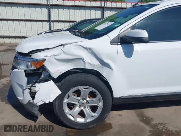2014 Ford Edge SEL with VIN 2FMDK3JC9EBB54536, listed as a IAAI auction lot 41867367 with 127,929 mi miles. Bid and sale history available at carsss.com. Image 6.