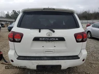 2018 Toyota Sequoia SR5 with VIN 5TDZY5G14JS071471, listed as a Copart auction lot 44165055 with 121,063 mi miles and Salvage Title. Bid and sale history available at carsss.com. Image 6.