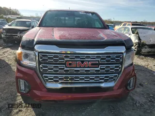 2021 GMC Canyon 2WD Denali with VIN 1GTG5EEN7M1254810, listed as a Copart auction lot 84808244 with 32,726 mi miles and Salvage Title. Bid and sale history available at carsss.com. Image 5.
