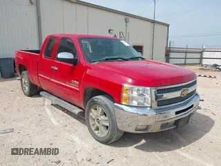 2013 Chevrolet Silverado 1500 LT with VIN 1GCRCSE07DZ203326, listed as a IAAI auction lot 42124699 with 222,899 mi miles and . Bid and sale history available at DreamBid. Image 1.
