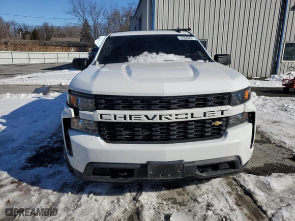 2021 Chevrolet Silverado 1500 Custom with VIN 3GCUYBEF7MG139174, listed as a Copart auction lot 44050065 with 99,372 mi miles and Salvage Title. Bid and sale history available at carsss.com. Image 5.