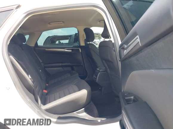 2017 Ford Fusion SE with VIN 3FA6P0H75HR370403, listed as a IAAI auction lot 42072154 with 113,941 mi miles. Bid and sale history available at carsss.com. Image 8.