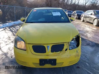 2008 Pontiac G5 with VIN 1G2AL18F487329317, listed as a IAAI auction lot 41403707 with 111,555 mi miles. Bid and sale history available at carsss.com. Image 12.