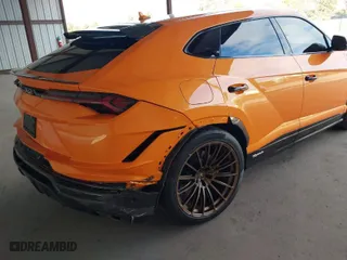 2023 Lamborghini Urus Performante with VIN ZPBUC3ZL6PLA25073, listed as a IAAI auction lot 41450564 with 13,945 mi miles. Bid and sale history available at carsss.com. Image 6.