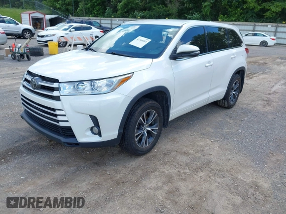 2017 Toyota Highlander LE with VIN 5TDBZRFH6HS456819, listed as a IAAI auction lot 42346004 with 113,152 mi miles and . Bid and sale history available at DreamBid. Image 17.