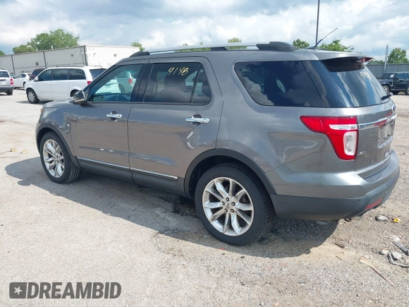 2011 Ford Explorer XLT with VIN 1FMHK8D80BGA91420, listed as a IAAI auction lot 42834148 with 174,489 mi miles and . Bid and sale history available at DreamBid. Image 3.