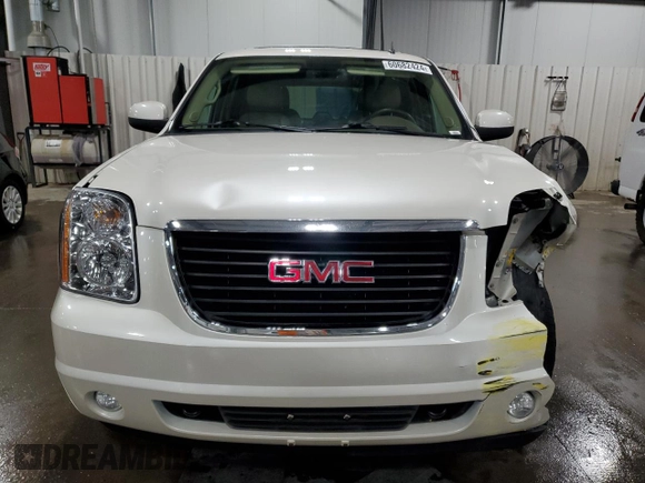 2011 GMC Yukon SLT with VIN 1GKS2CE01BR117232, listed as a Copart auction lot 60682424 with 88,164 mi miles and Clean Title. Bid and sale history available at carsss.com. Image 5.