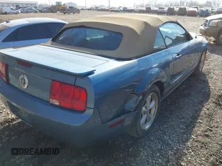 2007 Ford Mustang Deluxe with VIN 1ZVHT84N175324146, listed as a IAAI auction lot 41790074 with 196,558 mi miles and . Bid and sale history available at carsss.com. Image 4.