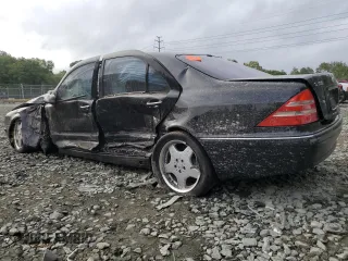 2000 Mercedes-Benz S-Class with VIN WDBNG75J2YA027054, listed as a Copart auction lot 71726724 with 0 mi miles and Salvage Title. Bid and sale history available at carsss.com. Image 2.
