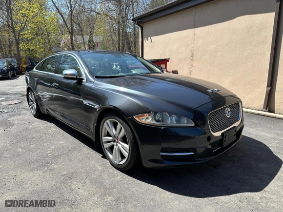2011 Jaguar XJ with VIN SAJWA2GB8BLV15633, listed as a Copart auction lot 54578795 with 115,725 mi miles and Clean Title. Bid and sale history available at carsss.com. Image 1.