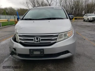 2011 Honda Odyssey EX-L with VIN 5FNRL5H62BB098148, listed as a Copart auction lot 50971955 with 257,103 mi miles and Salvage Title. Bid and sale history available at carsss.com. Image 5.