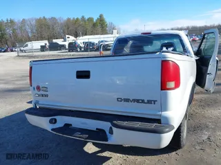 2003 Chevrolet S-10 LS with VIN 1GCCS19X638195489, listed as a IAAI auction lot 41893406 with 67,997 mi miles. Bid and sale history available at carsss.com. Image 15.