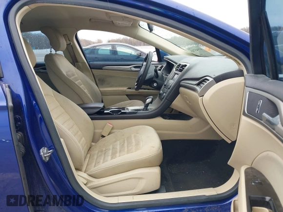 2013 Ford Fusion SE with VIN 3FA6P0HR5DR179060, listed as a IAAI auction lot 41945745 with 151,991 mi miles. Bid and sale history available at carsss.com. Image 5.