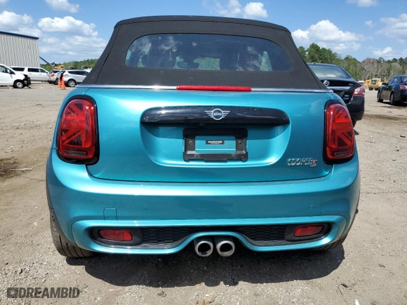 2021 MINI Convertible Cooper S with VIN WMWWJ5C04M3N25449, listed as a Copart auction lot 58513404 with NaN miles and Salvage Title. Bid and sale history available at carsss.com. Image 6.