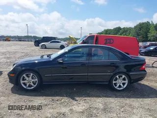 2007 Mercedes-Benz C 230 Sport с VIN WDBRF52H57E025736, выставлен на аукционе IAAI как лот 42541691 с пробегом 131 847 миль миль и . История ставок и продаж доступна на DreamBid. Изображение 14.