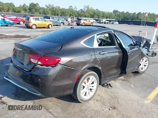2015 Chrysler 200 Limited with VIN 1C3CCCAB9FN568611, listed as a IAAI auction lot 40515085 with 1 mi miles. Bid and sale history available at carsss.com. Image 4.