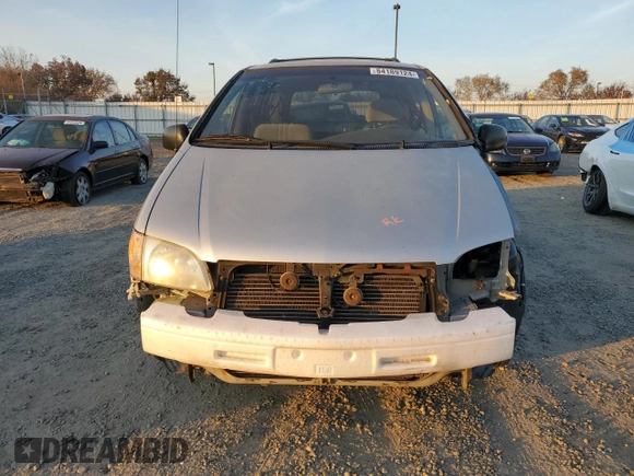 2002 Toyota Sienna LE with VIN 4T3ZF13C62U465091, listed as a Copart auction lot 84189124 with 191,181 mi miles and Salvage Title. Bid and sale history available at carsss.com. Image 5.