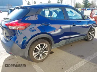 2020 Nissan Kicks SV with VIN 3N1CP5CV3LL485676, listed as a IAAI auction lot 41670042 with 64,125 mi miles. Bid and sale history available at carsss.com. Image 4.