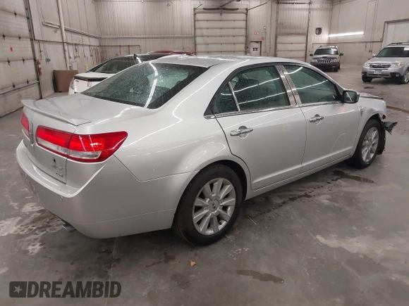 2012 Lincoln MKZ with VIN 3LNHL2JC7CR808280, listed as a IAAI auction lot 40843933 with 89,985 mi miles. Bid and sale history available at carsss.com. Image 4.