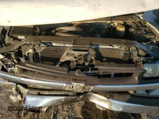 2001 Chevrolet Silverado 1500HD LS z VIN 1GCGC13U21F143976, wystawiony jako Copart lot #85952204 z przebiegiem Nie podano mil oraz Nie do naprawy • Non repairable. Historia ofert i sprzedaży dostępna na DreamBid. Obrazek 12.