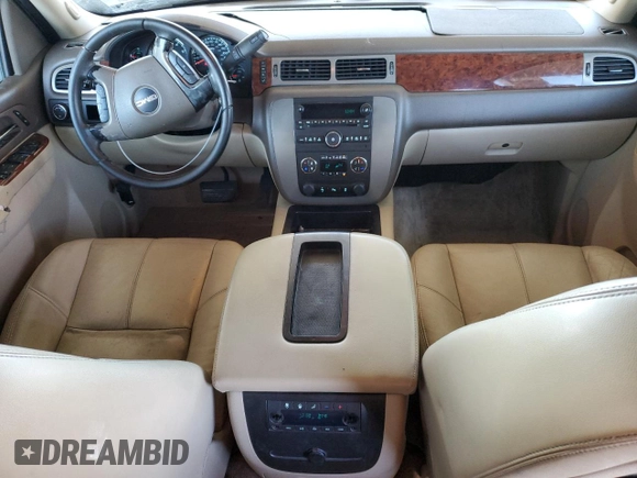 2014 GMC Yukon XL SLT with VIN 1GKS1KE09ER188163, listed as a Copart auction lot 43008295 with 99,479 mi miles and Salvage Title. Bid and sale history available at carsss.com. Image 8.