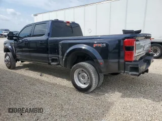 2024 Ford Super Duty F-450 DRW XL with VIN 1FT8W4DM0REC65149, listed as a Copart auction lot 47088395 with 32,521 mi miles and Salvage Title. Bid and sale history available at carsss.com. Image 2.