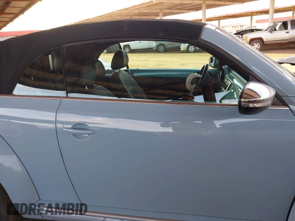2013 Volkswagen Beetle 2.5L with VIN 3VW5P7AT9DM830477, listed as a IAAI auction lot 41957389 with Not Provided miles and . Bid and sale history available at DreamBid. Image 13.