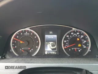 2017 Toyota Camry XLE z VIN 4T1BF1FK9HU785723, wystawiony jako Copart lot #55039895 z przebiegiem 110 783 mil mil oraz Szkoda całkowita • Salvage title. Historia ofert i sprzedaży dostępna na DreamBid. Obrazek 9.