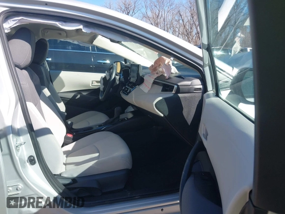 2022 Toyota Corolla LE with VIN 5YFEPMAE9NP340490, listed as a IAAI auction lot 41653662 with 35,676 mi miles and . Bid and sale history available at DreamBid. Image 5.