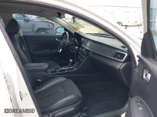 2018 Kia Optima S with VIN 5XXGT4L32JG241187, listed as a IAAI auction lot 41869628 with 88,038 mi miles. Bid and sale history available at carsss.com. Image 5.