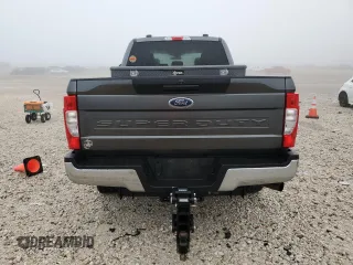 2020 Ford F-250 XL z VIN 1FT7W2BN2LEE59541, wystawiony jako Copart lot #85977044 z przebiegiem 86 068 mil mil oraz Czysty tytuł • Clean title. Historia ofert i sprzedaży dostępna na DreamBid. Obrazek 6.