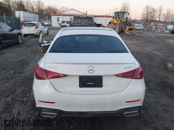 2022 Mercedes-Benz C 300 с VIN W1KAF4HB9NR043468, выставлен на аукционе IAAI как лот 41699101 с пробегом 73 248 миль миль и . История ставок и продаж доступна на DreamBid. Изображение 16.