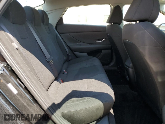 2024 Hyundai Elantra SE with VIN KMHLL4DGXRU743141, listed as a Copart auction lot 68490424 with 3,517 mi miles and Clean Title. Bid and sale history available at DreamBid. Image 10.