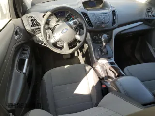 2014 Ford Escape SE z VIN 1FMCU9GX2EUE42010, wystawiony jako Copart lot #59228265 z przebiegiem 107 863 mil mil oraz Czysty tytuł • Clean title. Historia ofert i sprzedaży dostępna na DreamBid. Obrazek 8.