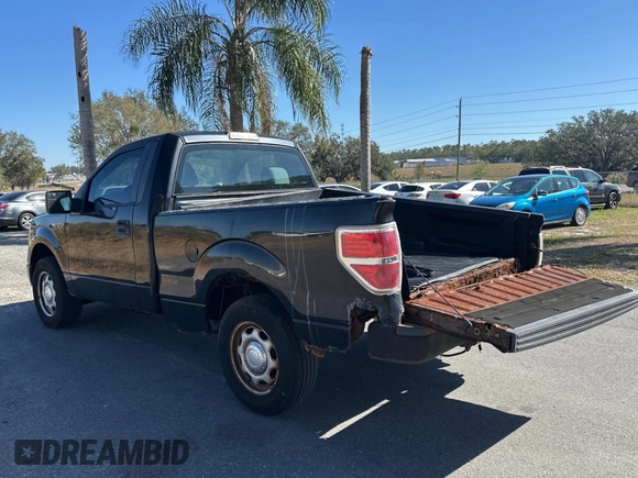 2013 Ford F-150 XL with VIN 1FTMF1CM7DFE09796, listed as a Copart auction lot 83859124 with 67,872 mi miles and Clean title. Bid and sale history available at DreamBid. Image 3.