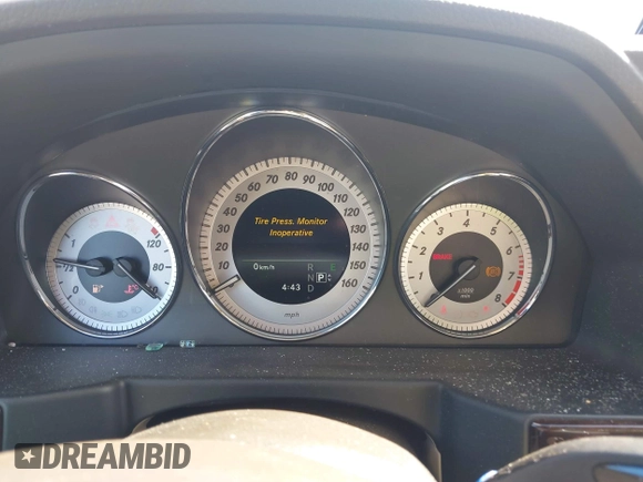 2015 Mercedes-Benz GLK 350 with VIN WDCGG5HB4FG411764, listed as a IAAI auction lot 41954685 with Not Provided miles and . Bid and sale history available at DreamBid. Image 7.