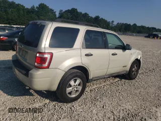 2008 Ford Escape XLT with VIN 1FMCU03178KD39680, listed as a Copart auction lot 62017805 with 149,799 mi miles and Salvage title. Bid and sale history available at DreamBid. Image 3.