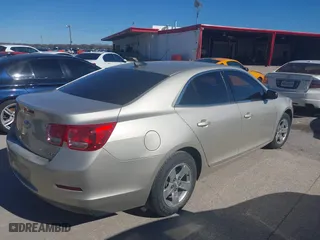 2015 Chevrolet Malibu LS with VIN 1G11A5SL2FF120273, listed as a IAAI auction lot 41736824 with 190,187 mi miles. Bid and sale history available at carsss.com. Image 4.