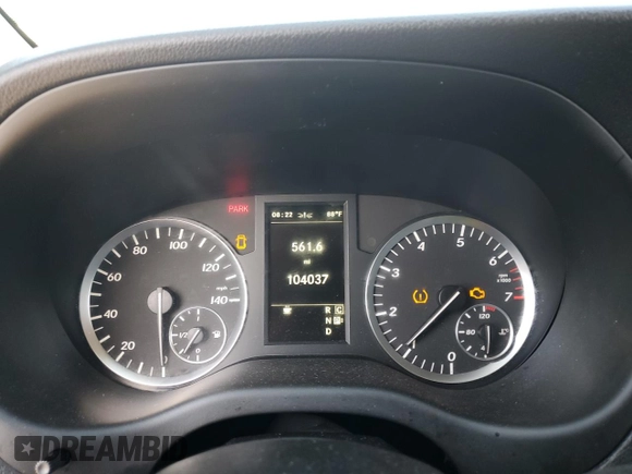 2019 Mercedes-Benz Metris Passenger with VIN WD4PG2EE2K3525451, listed as a Copart auction lot 62157035 with 104,037 mi miles and Clean title. Bid and sale history available at DreamBid. Image 9.