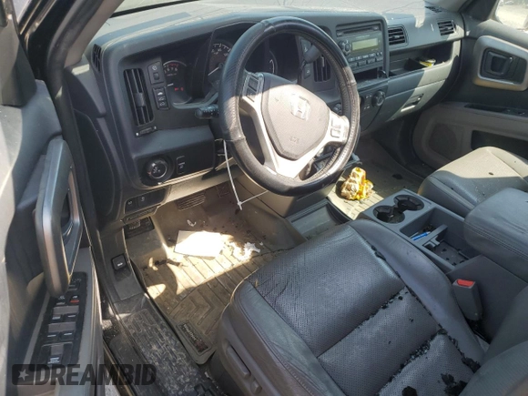2013 Honda Ridgeline RTL with VIN 5FPYK1F58DB018136, listed as a Copart auction lot 61720925 with 184,020 mi miles and Salvage title. Bid and sale history available at DreamBid. Image 8.
